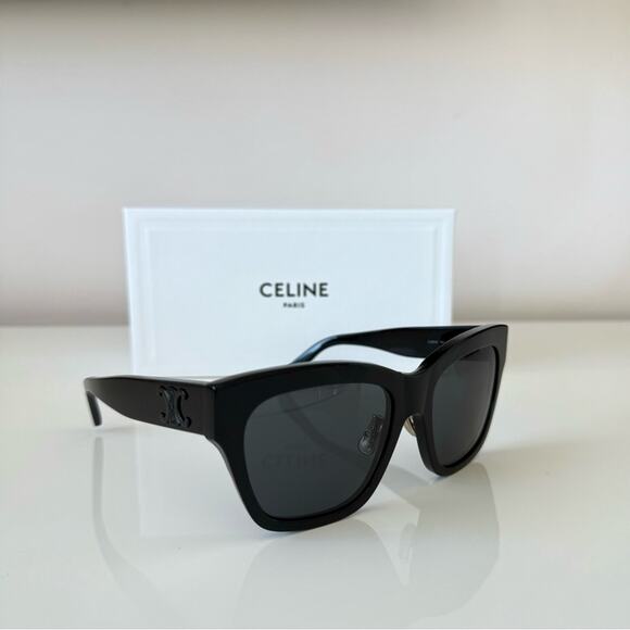 NEW!!! Celine Triomphe Sunglasses CL40253F 01A Authentic Retail 520$ - Picture 1 of 9